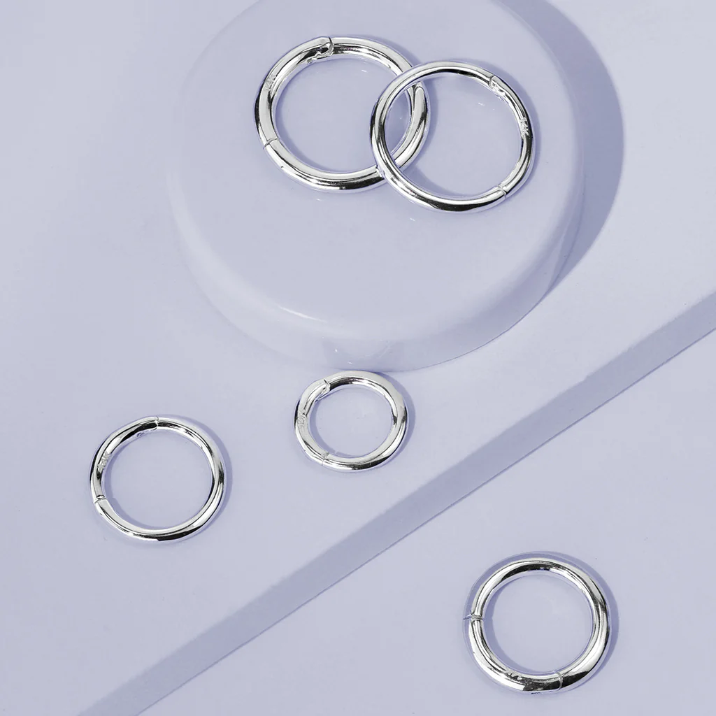 14K White Gold Hinged Segment Ring For Cartilage Daith Nose - Image 3