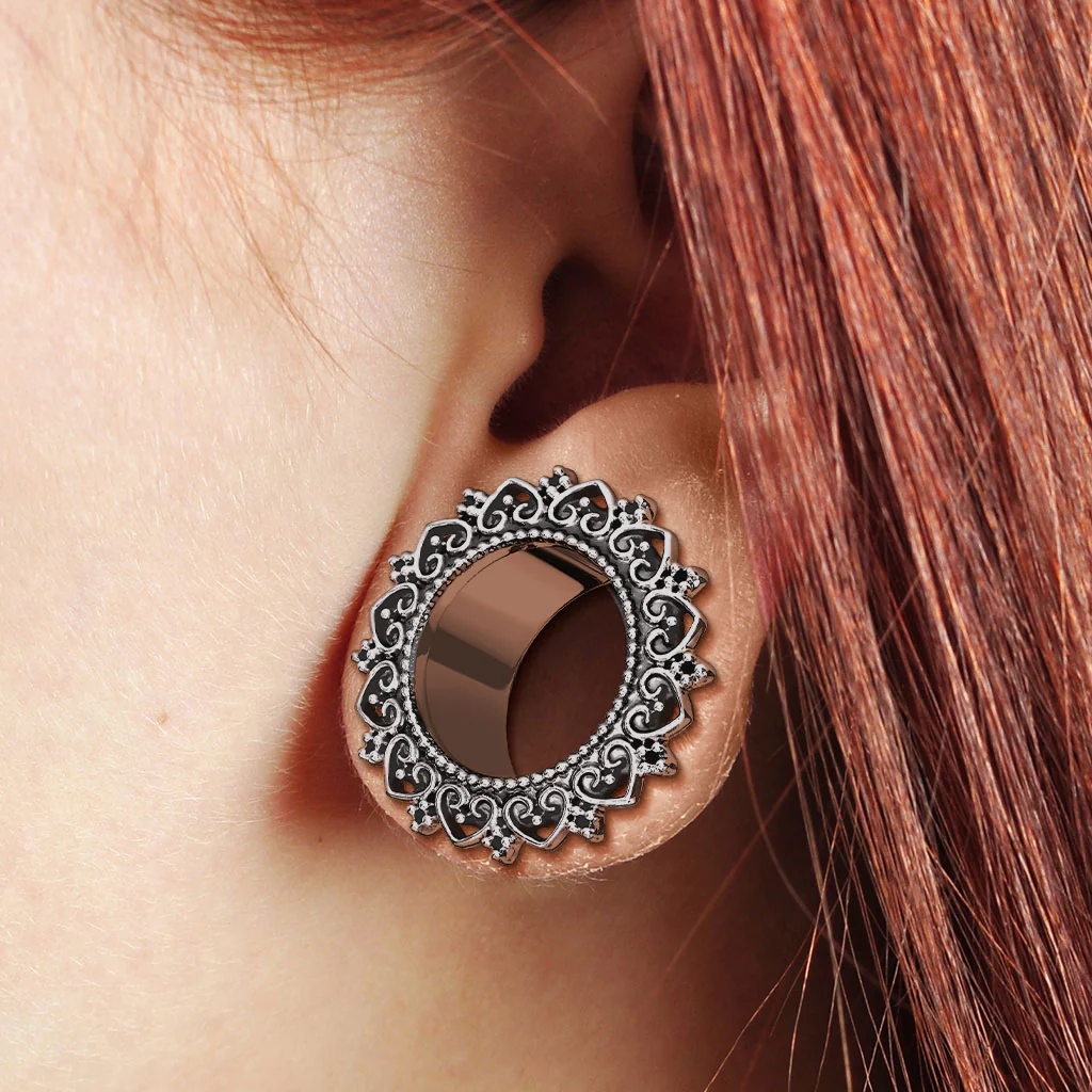 Tribal Heart Filigree 316L Surgical Steel Screw Fit Flesh Tunnel Plugs - Image 2